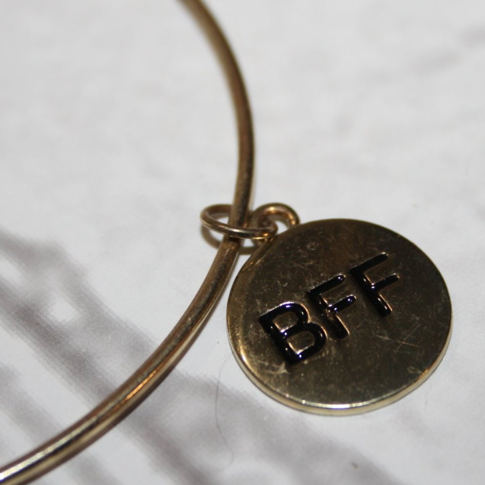 Beautiful gold bangle BFF charm bracelet 7"